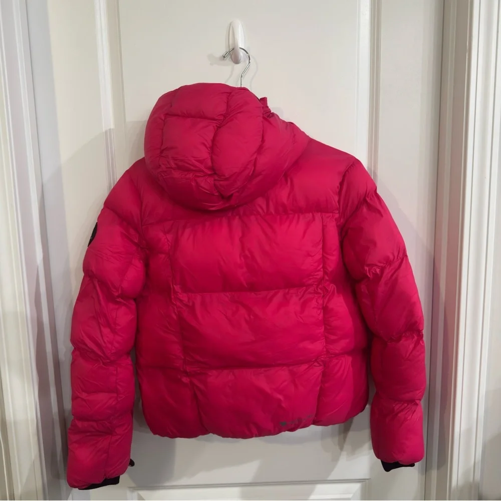 Obermeyer Isla Puffer Jacket in Showstopper Hot Pink